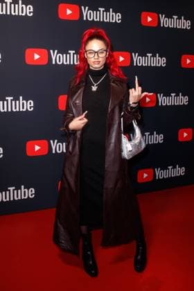 YouTube Music Artist Dinner Award 2023 Badmomzjay (Jordan Napieray) beim YouTube Music Artist Dinner Award 2023 im Grill Royal am 28.11.2023 in Berlin. Copyright: xEventpressxKochanx