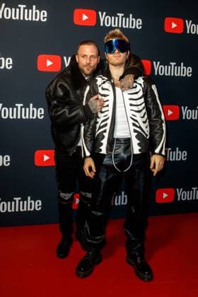 YouTube Music Artist Dinner Award 2023 Kontra K und Ski Aggu (August Jean Diederich) beim YouTube Music Artist Dinner Award 2023 im Grill Royal am 28.11.2023 in Berlin. Copyright: xEventpressxKochanx