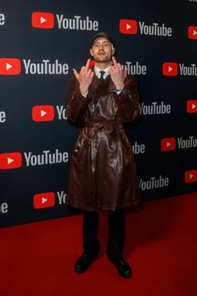 YouTube Music Artist Dinner Award 2023 Ritter Lean (Adrian Julius Tillmann) beim YouTube Music Artist Dinner Award 2023 im Grill Royal am 28.11.2023 in Berlin. Copyright: xEventpressxKochanx