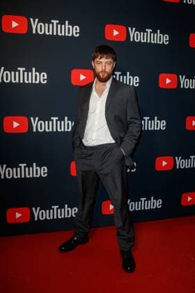 YouTube Music Artist Dinner Award 2023 Bausa (Julian Otto) beim YouTube Music Artist Dinner Award 2023 im Grill Royal am 28.11.2023 in Berlin. Copyright: xEventpressxKochanx
