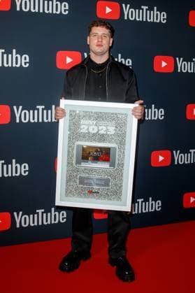 YouTube Music Artist Dinner Award 2023 Jumpa beim YouTube Music Artist Dinner Award 2023 im Grill Royal am 28.11.2023 in Berlin. Copyright: xEventpressxKochanx