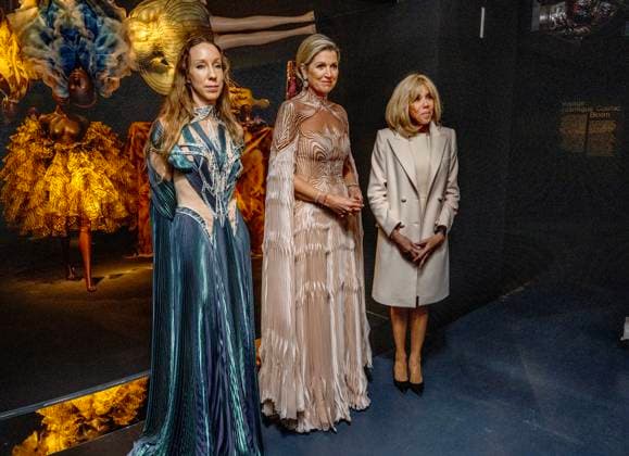 Entertainment Themen der Woche KW48 28-11-2023 Paris Queen Maxima and Brigitte Macron attend the opening of the exhibition Iris van Herpen: Sculpting the Senses in Paris at the Musee des Arts Decoratifs in Paris. Â  Copyright: xPPEx