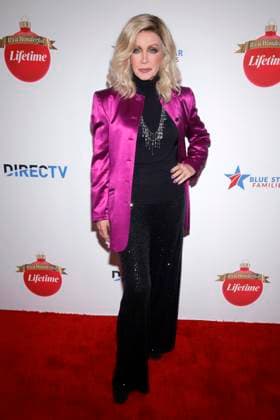 BEVERLY HILLS, CA 0 NOVEMBER 28: Donna Mills at Gift Of A Lifetime Red Carpet Event at The Melbourne in Beverly Hills, California on November 28, 2023. Copyright: xFayexSadoux