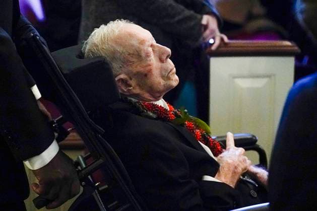 News Themen der Woche KW48 News Bilder des Tages former President Jimmy Carter arrives for the funeral service for his wife, former first lady Rosalynn Carter, at Maranatha Baptist Church, Wednesday, Nov. 29, 2023, in Plains, Ga. The former first lady died on Nov. 19. She was 96. Pool  WASP2023111905 AlexxBrandon