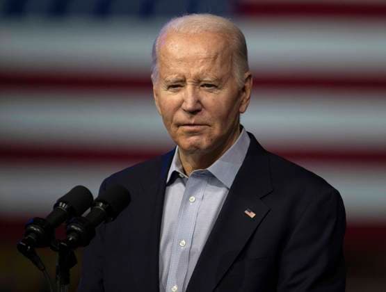 November 29, 2023 - Pueblo, Colorado, USA - After touring CS Wind, the largest wind tower manufacturer in the world, Presiden JOE BIDEN delivers remarks about how Bidenomics is mobilizing investments in clean energy manufacturing and creating good-paying jobs in cities all across America. He also took to task MAGA Republicans like Rep. Lauren Boebert, whom he called out for threatening those investments, jobs and opportunities. Pueblo USA - ZUMAce6_ 20231129_zaf_ce6_018 Copyright: xBrianxCahnx