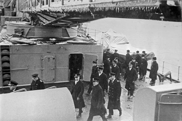Great Patriotic War, 1941-1945 8571621 06.02.1945 The Great Patriotic War of 1941-1945. The Yalta Conference, February 4-11, 1945, a meeting where the three leaders of the anti-Hitler coalition, the USSR, the United States and Great Britain, made important decisions regarding the postwar world. Conference participants, US and British officers visiting the Black Sea Fleet cruiser Voroshilov in Sevastopol s South Bay. Alexey Sevastopol Russia  Copyright: xAlexeyx