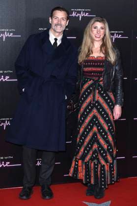 Patrick Grant und Rachael Hampton bei der Ankunft zum Konzert An Audience with Kylie in der Royal Albert Hall. London, 01.12.2023