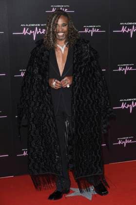 Billy Porter bei der Ankunft zum Konzert An Audience with Kylie in der Royal Albert Hall. London, 01.12.2023