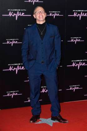 Rob Rinder bei der Ankunft zum Konzert An Audience with Kylie in der Royal Albert Hall. London, 01.12.2023