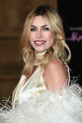 Abbey Clancy bei der Ankunft zum Konzert An Audience with Kylie in der Royal Albert Hall. London, 01.12.2023