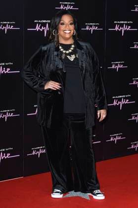 Alison Hammond bei der Ankunft zum Konzert An Audience with Kylie in der Royal Albert Hall. London, 01.12.2023