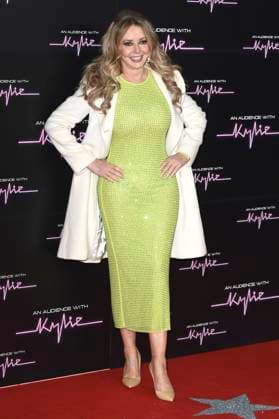 Carol Vorderman bei der Ankunft zum Konzert An Audience with Kylie in der Royal Albert Hall. London, 01.12.2023