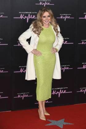 Carol Vorderman bei der Ankunft zum Konzert An Audience with Kylie in der Royal Albert Hall. London, 01.12.2023
