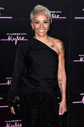 Kelly Holmes bei der Ankunft zum Konzert An Audience with Kylie in der Royal Albert Hall. London, 01.12.2023
