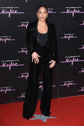 Alex Scott bei der Ankunft zum Konzert An Audience with Kylie in der Royal Albert Hall. London, 01.12.2023