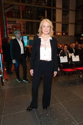Maren Kroymann bei der Daffne Verleihung von der Deutschen Akademie fuer Fernsehen am 2.12.2023 in Berlin Daffne Verleihung 2023 in Berlin