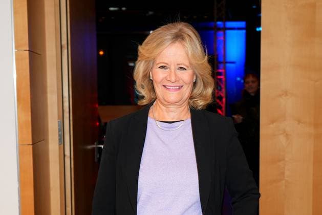 Claudia Rieschel bei der Daffne Verleihung von der Deutschen Akademie fuer Fernsehen am 2.12.2023 in Berlin Daffne Verleihung 2023 in Berlin