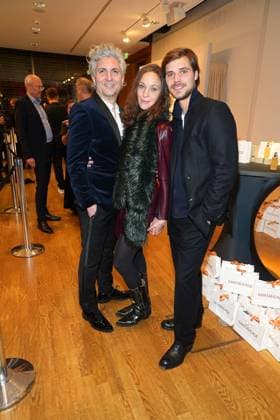 Stefan Lukacs, Jeanette Hain und Henning Fluesloh bei der Daffne Verleihung von der Deutschen Akademie fuer Fernsehen am 2.12.2023 in Berlin Daffne Verleihung 2023 in Berlin