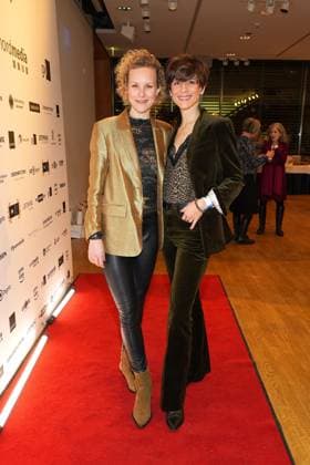 Stefanie Henn und Christina Hecke bei der Daffne Verleihung von der Deutschen Akademie fuer Fernsehen am 2.12.2023 in Berlin Daffne Verleihung 2023 in Berlin