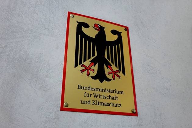 Bundesministerium für Wirtschaft und Klimaschutz Bundesministerium für Wirtschaft und Klimaschutz, 02.10.2023, Mitte, Scharnhorststrasse, Berlin, Das Bundesministerium für Wirtschaft und Klimaschutz hat seinen Sitz in der Scharnhorststrasse von Berlin. *** Federal Ministry for Economic Affairs and Climate Protection Federal Ministry for Economic Affairs and Climate Protection, 02 10 2023, Mitte, Scharnhorststrasse, Berlin, The Federal Ministry for Economic Affairs and Climate Protection is located in Scharnhorststrasse, Berlin