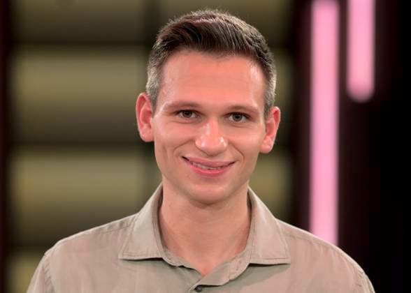 Talkshow Koelner Treff ( Ausstrahlung am 10.11.2023 ) : Fabian KOESTER ( Fabian KÖSTER ) , Autor und Komiker , 09.11.2023 Fabian KOESTER , Comedian , 09.11.2023 *** Talk show Koelner Treff broadcast on 10 11 2023 Fabian KOESTER Fabian KÖSTER , author and comedian , 09 11 2023 Fabian KOESTER , comedian , 09 11 2023