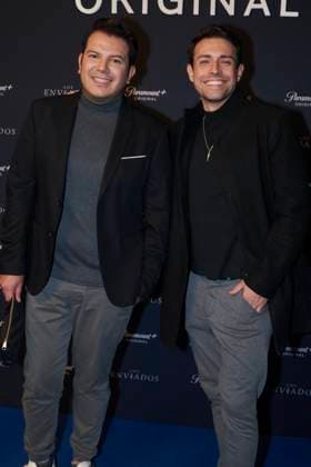 Los Enviados Tv Series Premiere December 5, 2023, Mexico City, Mexico: Jonathan Marin, Carlos Fonseca attend the blue carpet of ˜Los Enviados™ Tv Series premiere. at Teatro Helenico. on December 5, 2023 in Mexico City, Mexico. ( Photo by Jaime Nogales Eyepix Group) Copyright: xJaimexNogales xEyepixxGroupx JN_05122023_106669