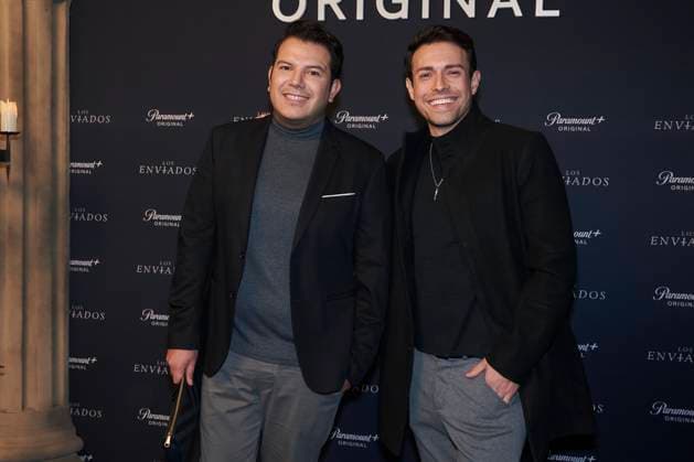 Los Enviados Tv Series Premiere December 5, 2023, Mexico City, Mexico: Jonathan Marin, Carlos Fonseca attend the blue carpet of ˜Los Enviados™ Tv Series premiere. at Teatro Helenico. on December 5, 2023 in Mexico City, Mexico. ( Photo by Jaime Nogales Eyepix Group) Copyright: xJaimexNogales xEyepixxGroupx JN_05122023_106670