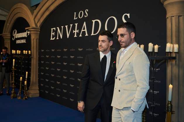 Los Enviados Tv Series Premiere December 5, 2023, Mexico City, Mexico: Miguel Angel Silvestre and Luis Gerardo Mendez attend the blue carpet of ˜Los Enviados™ Tv Series premiere. at Teatro Helenico. on December 5, 2023 in Mexico City, Mexico. ( Photo by Jaime Nogales Eyepix Group) Copyright: xJaimexNogales xEyepixxGroupx JN_05122023_106693