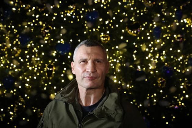 News Themen der Woche KW49 KYIV, UKRAINE - DECEMBER 6, 2023 - Kyiv mayor Vitali Klitschko attends the lighting of the main Christmas tree of Ukraine in Sofiiska Square on Saint Nicholas Day, Kyiv, capital of Ukraine. Lighting of main Christmas tree of Ukraine in Kyiv  Copyright: xYuliiaxOvsiannikovax