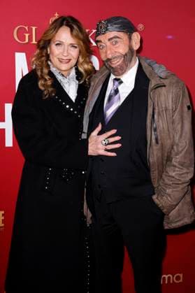Entertainment Themen der Woche KW49 Dieter Hallervorden mit Ehefrau Christiane Zander beim Charity Dinner Glööckler Magic Christmas for Kids im Restaurant Noumi. Berlin, 06.12.2023 *** Dieter Hallervorden with his wife Christiane Zander at the Glööckler Magic Christmas for Kids charity dinner at the Noumi restaurant in Berlin, 06 12 2023 Foto:xS.xGabschx xFuturexImagex gloeoeckler_christmas_3248