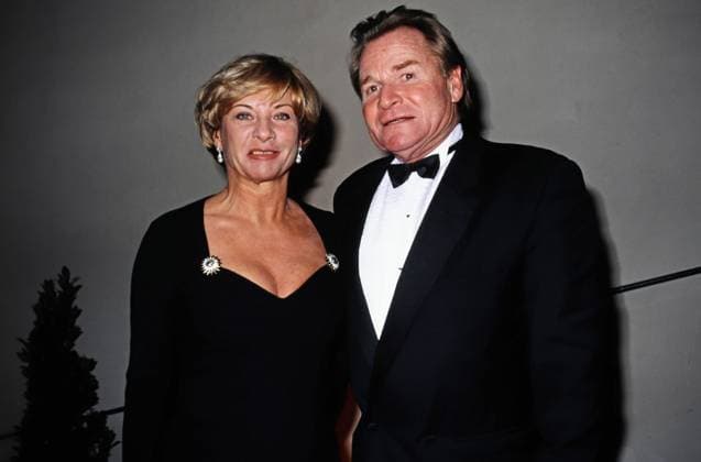 Schauspieler Fritz Wepper mit Ehefrau Angela, bei einer Veranstaltung, circa 1997. Copyright: HartwigxValdmanis Nur redaktionelle Nutzung. Editorial usage only. VAL_7205003260