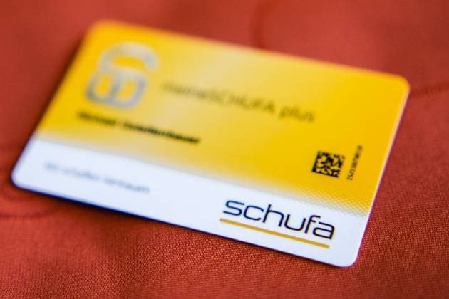 Düsseldorf 07.12.2023 Schufa Schutzgemeinschaft für allgemeine Kreditsicherung Wirtschaftsauskunftei Bonitätsprüfung meineschufa.de Karte Score-Wert Scorewert Scoring Kreditwürdigkeit Mietvertrag Kreditvertrag Bonitätsauskunft Bankauskunft Handyvertrag RestÂ­schuldÂ­befreiung InsolÂ­venz Rating-Agentur Ratingagentur Kreditrating Schufaeintrag Schufa-Eintrag Bonitätsprüfung Bonitätsscore Schufa-Score Schufascore Düsseldorf Nordrhein-Westfalen Deutschland *** Düsseldorf 07 12 2023 Schufa Schutzgemeinschaft für allgemeine Kreditsicherung Wirtschaftsauskunftei Bonitätsprüfung meineschufa de Karte Score Wert Scorewert Scoring Kreditwürdigkeit Mietvertrag Kreditvertrag Bonitätsauskunft Bankauskunft Handyvertrag RestschuldÂbefreiung In