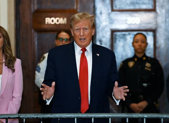 USA, Prozess gegen Donald Trump in New York City December 7, 2023, New York, New York, USA: Former President Donald Trump appears at his ongoing civil fraud case to watch the latest witness in the trial at the New York State Supreme Court at 60 Centre Street in lower Manhattan. (PHOTO: Andrea RENAULT Zuma Press) New York USA - ZUMAg115 20231207_faf_g115_006 Copyright: xAndreaxRenaultx