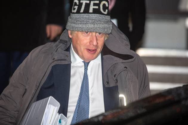 News Themen der Woche KW49 News Bilder des Tages Großbritannien, Boris Johnson erscheint zu Covid-19-Untersuchungsausschuss in London - Tag 2 December 7, 2023, London, England, United Kingdom: Former UK Prime Minister BORIS JOHNSON leaves Covid-19 Inquiry Public Hearing after completing his 2 day evidence. London United Kingdom - ZUMAs262 20231207_zip_s262_045 Copyright: xTayfunxSalcix