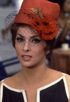 Film Strange Bedfellows Actress Gina Lollobrigida portrait while shooting the film Los Angeles, CA USA  Copyright: xLeoxFuchsx 0546 Gina Lollobrigida RED HAT -SBF- PORTRAIT