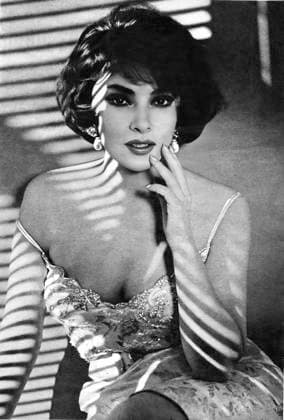 Film Strange Bedfellows Actress Gina Lollobrigida portrait while shooting the film Los Angeles, CA USA  Copyright: xLeoxFuchsx 3013 Gina Lollobrigida Portrait Touch Face SBF