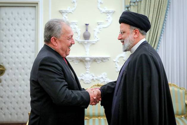 News Themen der Woche KW49 Iran, Ebrahim Raisi trifft Hussein Arnus in Teheran December 9, 2023, Tehran, Iran: Prime Minister of Syria HUSSEIN ARNOUS (L) meets with President of Iran EBRAHIM RAISI in Tehran. Tehran Iran - ZUMAi98_ 20231209_zih_i98_015 Copyright: xIranianxPresidencyx