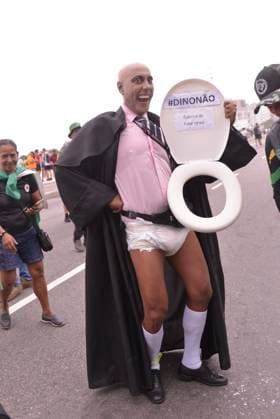 News Themen der Woche KW49 News Bilder des Tages RECORD DATE NOT STATED Bolsonaro supporters protest against Flavio Dino in protest in Rio de Janeiro Rio de Janeiro (RJ) 12 10 2023 - Demonstration Flavio Dino STF - Supporters of former president Jair Bolsonaro (PL) gathered this Sunday (12 10), in Copacabana (RJ) to protest against the nomination of the Minister Flavio Dino (PSB) for the Federal Supreme Court (STF). (Foto: Silvia Machado Thenews2 imago images) Bolsonaro supporters protest against Flavio Dino in protest in Rio de Janeiro  Copyright: xSilviaxMachadox