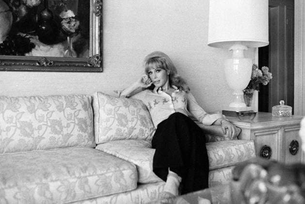 Barbara Eden, star of I Dream of Jeannie circa 1969. (File Reference 34580-392THA)  Copyright: xCinemaxLegacyxCollection ThexHollywoodxArchivex 34580-392THA The Hollywood Archive