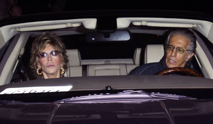 Jane Fonda leaves Madeo restaurant in West Hollywood with her fiance Richard Perry 46537, LOS ANGELES, CALIFORNIA - Friday October 22 2010. Jane Fonda leaves Madeo restaurant in West Hollywood with her fiance Richard Perry. , Credit:Josephine Santos, PacificCoastNews.com Avalon USA, Los Angeles  Copyright: xJosephinexSantos,xPacificCoastNews.comx xAvalonx 0524591161