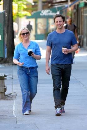 Amy Poehler and her former Saturday Night Live cast mate Seth Meyers are seen getting coffee together 60798, NEW YORK, NEW YORK - Tuesday May 10, 2011. Amy Poehler and her former Saturday Night Live cast mate Seth Meyers are seen getting coffee together. Poehler and Meyers were known for hosting Weekend Update together, which Meyers now hosts alone. Amy now stars in Parks and Recreation . , Credit:PacificCoastNews.com Avalon USA, New York  Copyright: xPacificCoastNews.comx xAvalonx 0525038861