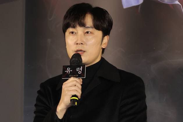 S. Korean actor Seo Hyun-woo S. Korean actor Seo Hyun-woo South Korean actor Seo Hyun-woo, who stars in the new movie Phantom, speaks during a publicity event in Seoul on Dec. 19, 2022. The spy thriller movie will be released in South Korea on Jan. 18. (Yonhap) 2022-12-19 15:50:03 < 1980-2022 YONHAPNEWS AGENCY. .> ¼­¿ïÆ¯º°½Ã EDITORIAL USE ONLY  Copyright: xx PYH2022121913210034400 YonhapxNewsx yonphotos212809