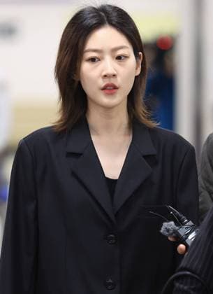 Actress Kim Sae-ron fined 20 mln won for drunk driving Actress Kim Sae-ron fined 20 mln won for drunk driving Actress Kim Sae-ron appears at the Seoul Central District Court on April 5, 2023, to hear the verdict for her trial over allegations of driving under the influence of alcohol in May 2022. The court sentenced Kim to 20 million won (around US$15,000) in fines. (Yonhap) 2023-04-05 12:33:56 < 1980-2023 YONHAPNEWS AGENCY. .> ¼­¿ïÆ¯º°½Ã EDITORIAL USE ONLY  Copyright: xx PYH2023040510000031500 YonhapxNewsx yonphotos216766