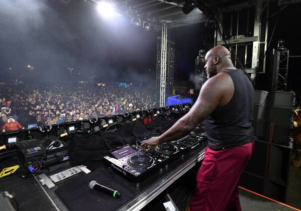 December 16, 2023, Olympic Valley, CA, USA: DJ Diesel - Shaquille O Neal performs during Day 2 of the 2023 Tahoe Live Music Festival at Palisades Tahoe on December 16, 2023 in Olympic Valley, CA. Olympic Valley USA - ZUMAs181 20231216_zea_s181_010 Copyright: ximageSPACEx