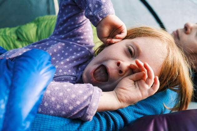 Creative Highlights Symbolbilder Early morning camping in the mountains of Colorado Vail, Colorado, United States CR_PALI231215-1304078-01 ,model released, Symbolfoto