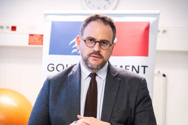 Ministers Visit The Maison Sport Sante At The Hotel-Dieu - Paris French Health Minister Aurelien Rousseau at the Maison Sport Sante of the Hospital de l?Hotel-Dieu de l?Assistance Publique Hopitaux de Paris. On this occasion, the government intends to reaffirm its commitment to consolidating the network of Maisons Sport Sante throughout the territory, and will recall its objective of making it a lever for concrete and sustainable action to promote, throughout France, physical and sporting activity both as a lever for prevention and therapy. At the end of this trip, new support measures for Maisons Sport Sante will be announced by the ministers. On December 18, 2023. Photo by Alexis Jumeau ABACAPRESS.COM Paris France  Copyright: xJumeauxAlexis ABACAx