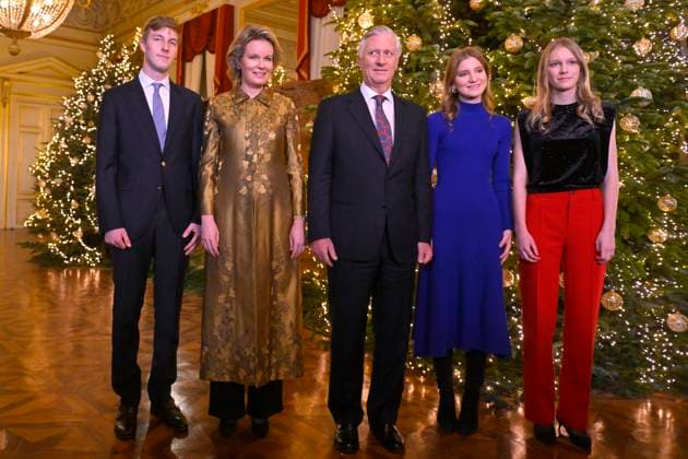 Entertainment Themen der Woche KW51 Entertainment Bilder des Tages King Philippe and Queen Mathilde Offer End-of-year Reception BRUSSELS, BELGIUM - DECEMBER 19 : Their Majesties the King and Queen offer a End-of-year reception for around a hundred volunteers, employees or people from the various social organizations with which the King and Queen have come into contact in recent years, in the presence of the King, the Queen, Princess Elisabeth, Prince Emmanuel and Princess Eléonore. This initiative exceptionally replaces this year the annual Christmas concert which cannot take place due to the renovation works on the facade of the Palace. Reception pictured on DECEMBER 19, 2023 in Brussels, Belgium, 19 12 2023 Brussels Belgium  Copyright: xPhilipxReynaersx