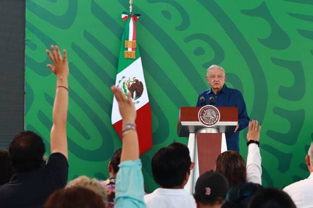 December 20, 2023, Acapulco, Mexico: The president of Mexico, Andres Manuel Lopez Obrador gesticulates while speaks during the briefing conference. on December 20, 2023. In Acapulco, Guerrero. Acapulco Mexico - ZUMAe321 20231220_zia_e321_026 Copyright: xCarlosxSantiagox