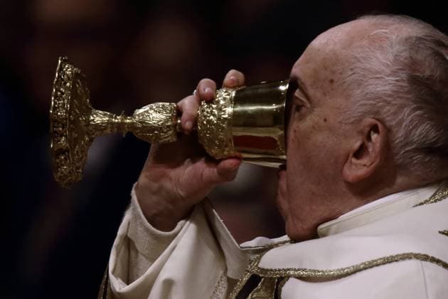 News Themen der Woche KW51 News Bilder des Tages December 24, 2023 - POPE FRANCIS presides Christmas Mass in St. Peter s Basilica at the Vatican. - Vatican City State EvandroInetti_via ZUMA Wire Vatican City State - ZUMAi15_ 20231224_zaf_i15_019 Copyright: xEvandroxInettix