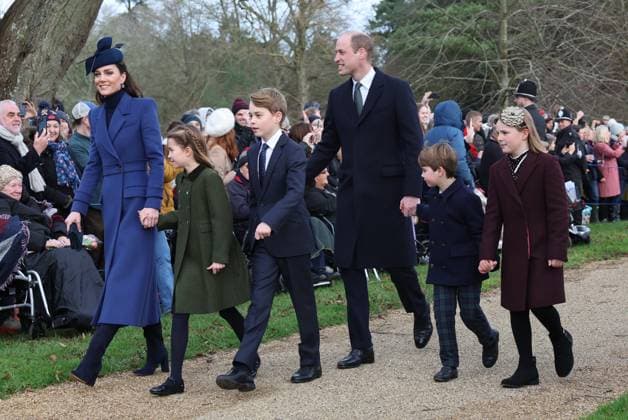 . 25 12 2023. Sandringham , United Kingdom. UK Royals at the Christmas Day church service in Sandringham, United Kingdom. Picture by Stephen Lock i-Images  xStephenxLockx xi-Imagesx IIM-24899-0011